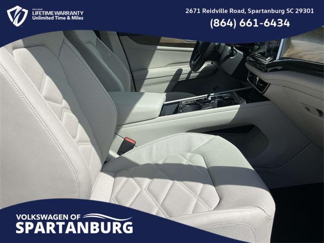 new 2025 Volkswagen Atlas car, priced at $42,346