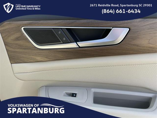 new 2025 Volkswagen Atlas car, priced at $42,346