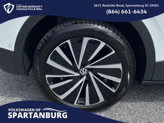 new 2025 Volkswagen ID.4 car, priced at $46,161