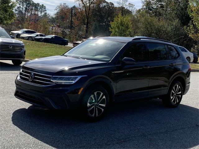 new 2024 Volkswagen Tiguan car, priced at $27,811