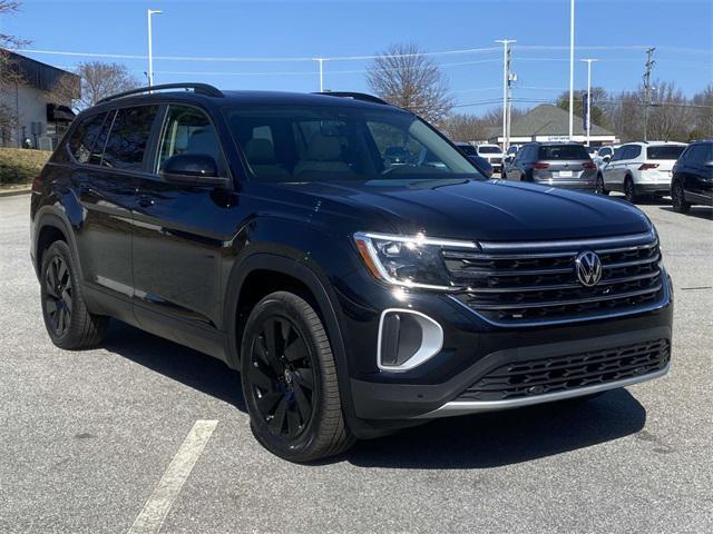 new 2025 Volkswagen Atlas car, priced at $45,326