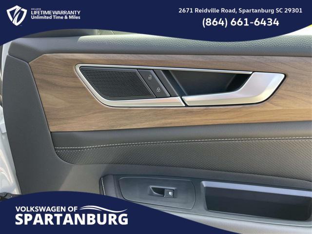 new 2025 Volkswagen Atlas car, priced at $43,361