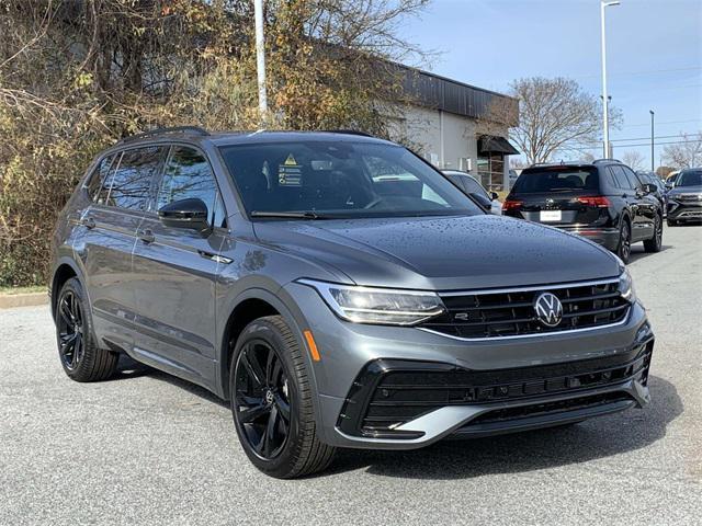 new 2024 Volkswagen Tiguan car, priced at $33,661