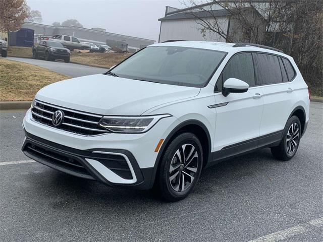 new 2024 Volkswagen Tiguan car, priced at $27,811