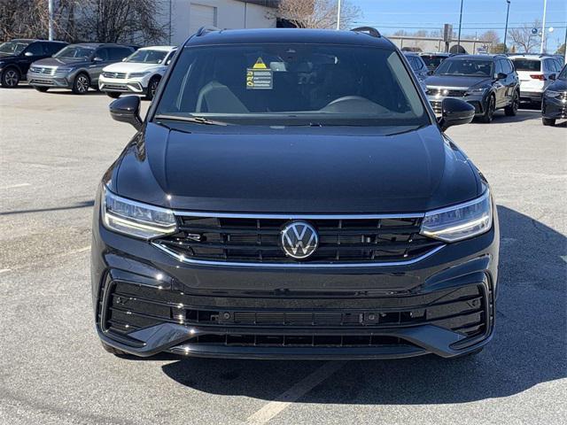 new 2024 Volkswagen Tiguan car, priced at $33,661