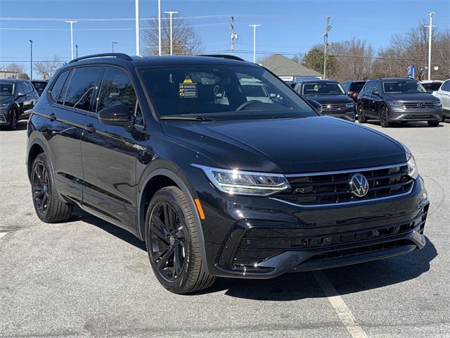 new 2024 Volkswagen Tiguan car, priced at $33,661