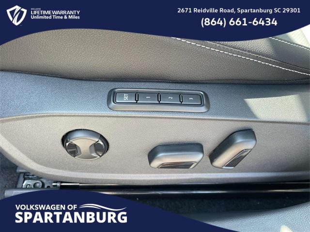 new 2025 Volkswagen Jetta car, priced at $28,647