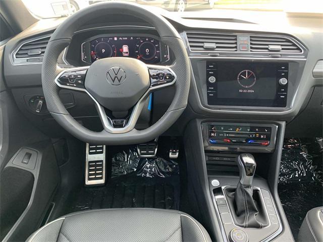 new 2024 Volkswagen Tiguan car, priced at $39,616