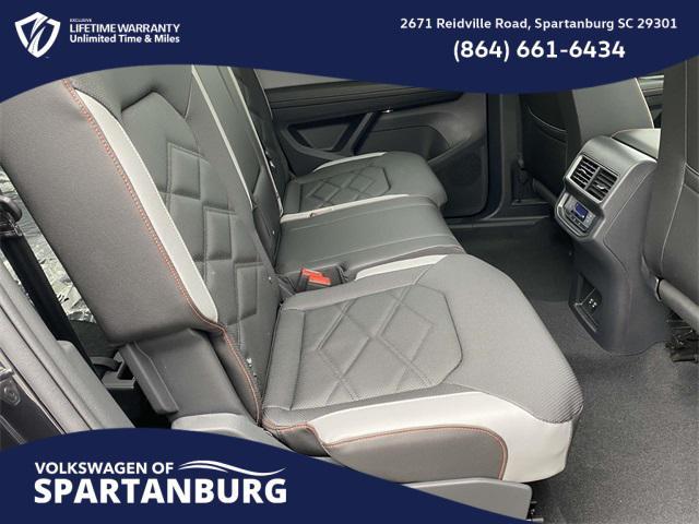 new 2025 Volkswagen Atlas car, priced at $45,896