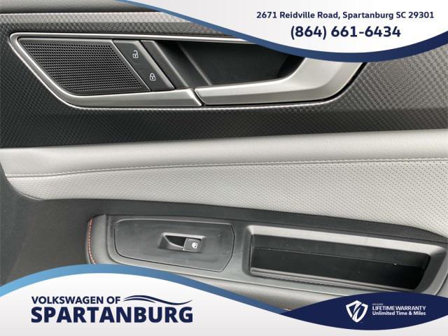 new 2025 Volkswagen Atlas car, priced at $45,334