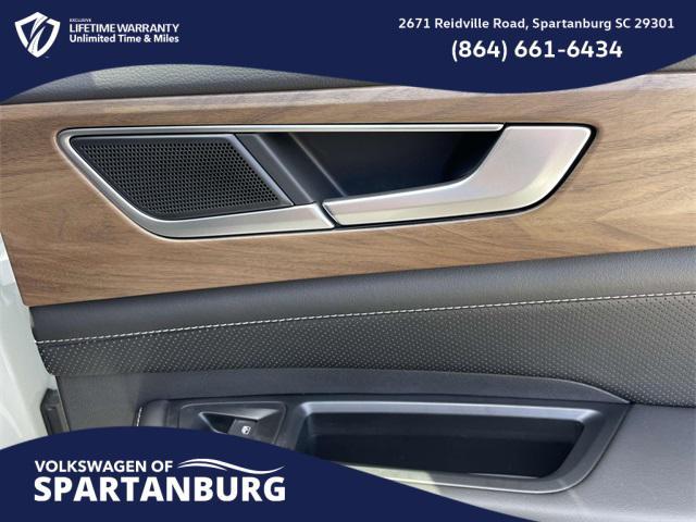 new 2025 Volkswagen Atlas car, priced at $41,564