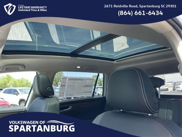 new 2025 Volkswagen Atlas car, priced at $41,564