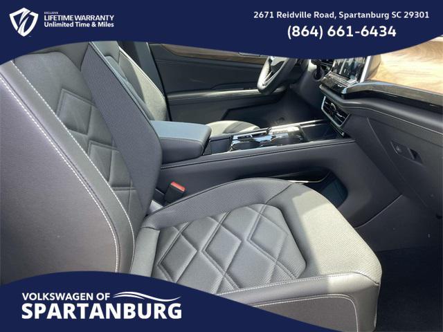 new 2025 Volkswagen Atlas car, priced at $41,564