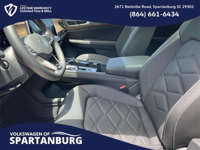 new 2025 Volkswagen Atlas car, priced at $41,564
