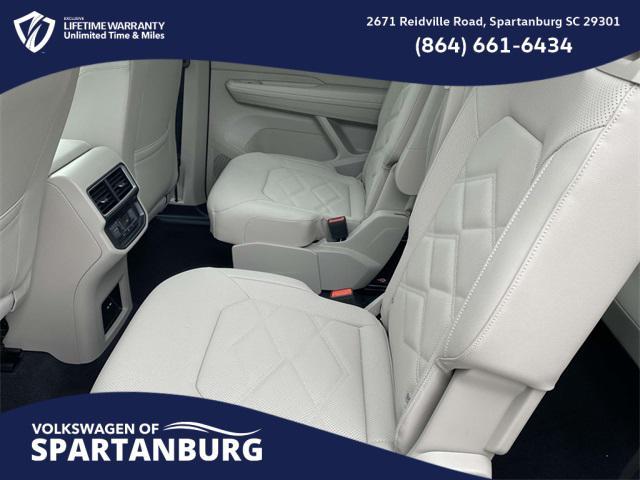 new 2025 Volkswagen Atlas car, priced at $43,576