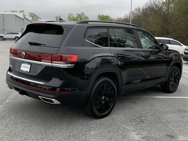 new 2024 Volkswagen Atlas car, priced at $40,621