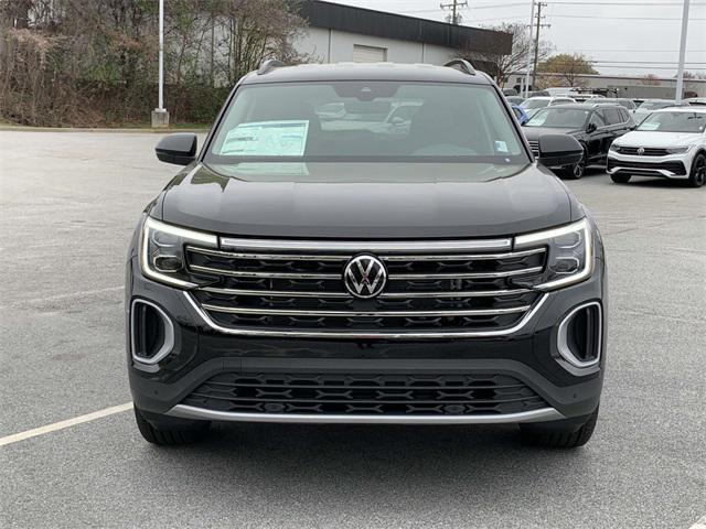 new 2024 Volkswagen Atlas car, priced at $40,621