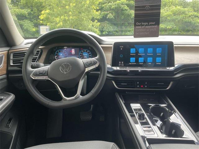used 2024 Volkswagen Atlas car, priced at $36,578