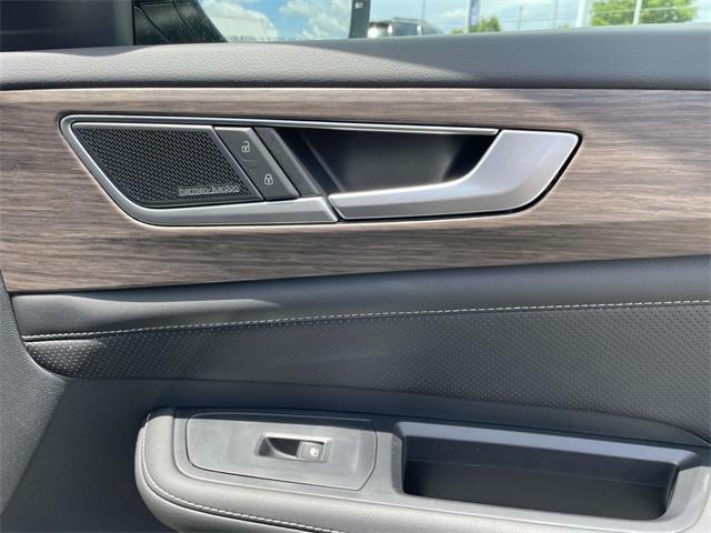 new 2025 Volkswagen Atlas car, priced at $51,866