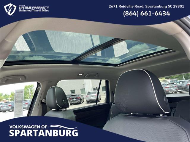 new 2025 Volkswagen Atlas car, priced at $50,016