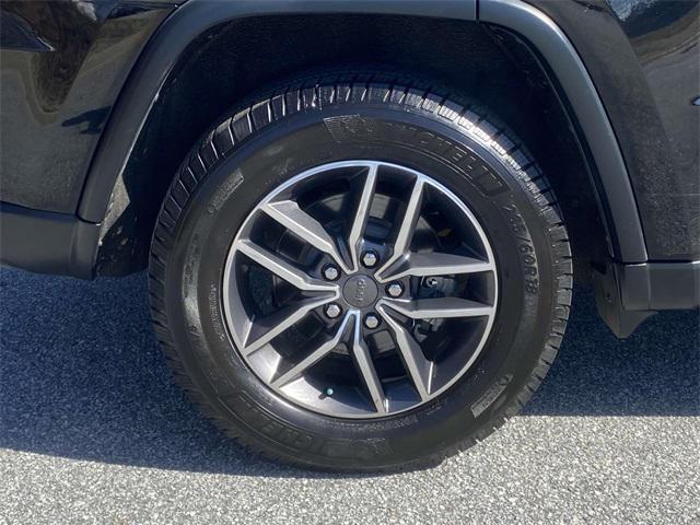 used 2019 Jeep Grand Cherokee car, priced at $15,998