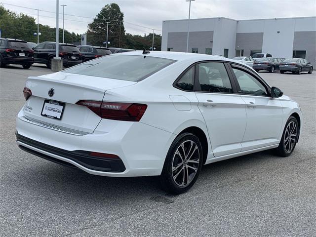 used 2024 Volkswagen Jetta car, priced at $21,552