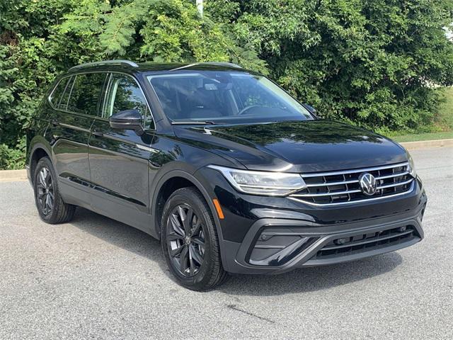 new 2024 Volkswagen Tiguan car, priced at $34,681