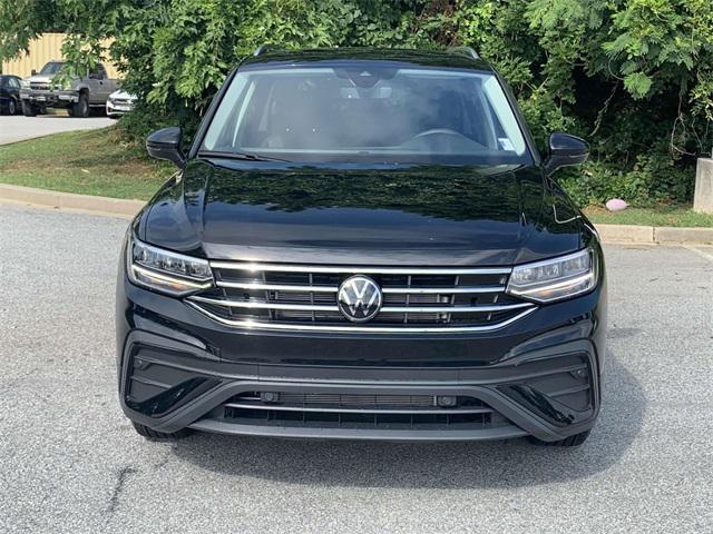 new 2024 Volkswagen Tiguan car, priced at $34,681