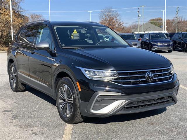 new 2024 Volkswagen Tiguan car, priced at $33,666