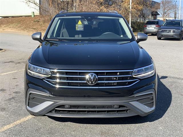 new 2024 Volkswagen Tiguan car, priced at $33,666