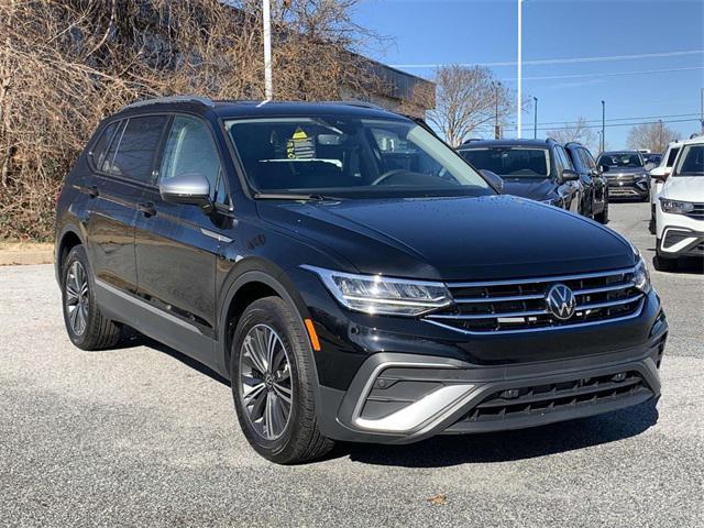 new 2024 Volkswagen Tiguan car, priced at $31,065