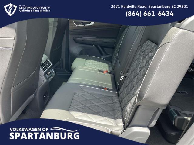 new 2025 Volkswagen Atlas car, priced at $50,668