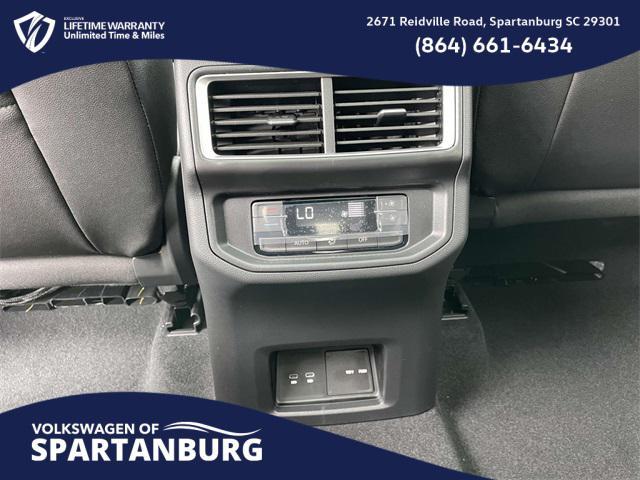 new 2025 Volkswagen Atlas car, priced at $42,596
