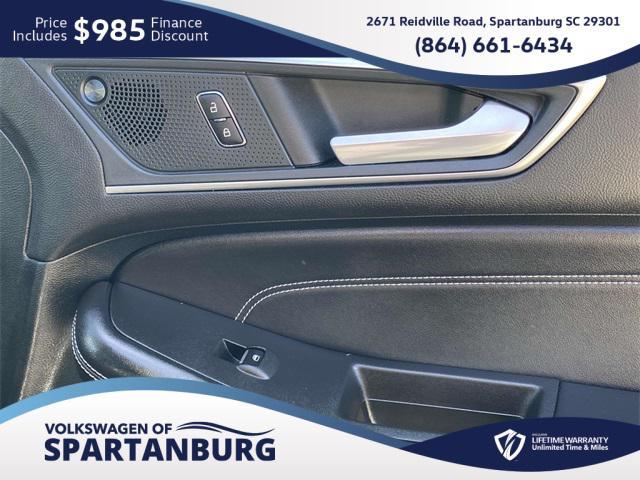 used 2024 Ford Edge car, priced at $30,998