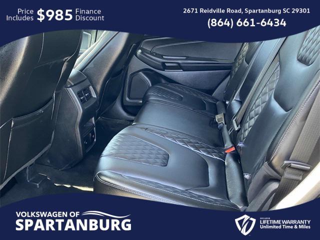 used 2024 Ford Edge car, priced at $28,274