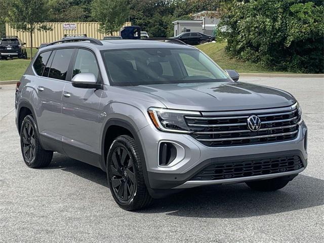 new 2024 Volkswagen Atlas car, priced at $44,061