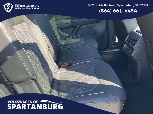 new 2025 Volkswagen Atlas car, priced at $52,901