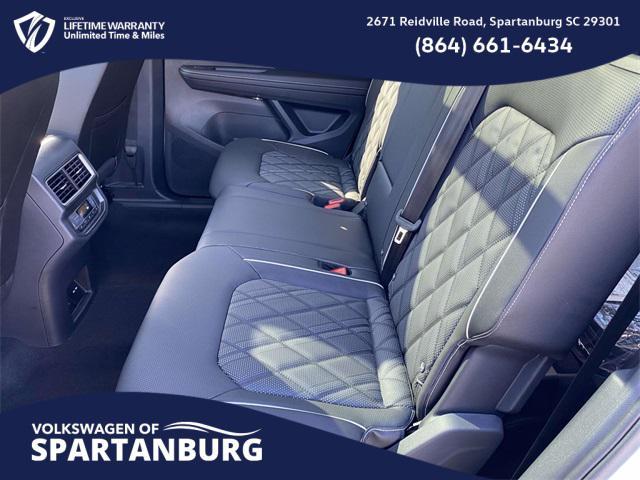 new 2025 Volkswagen Atlas car, priced at $52,901