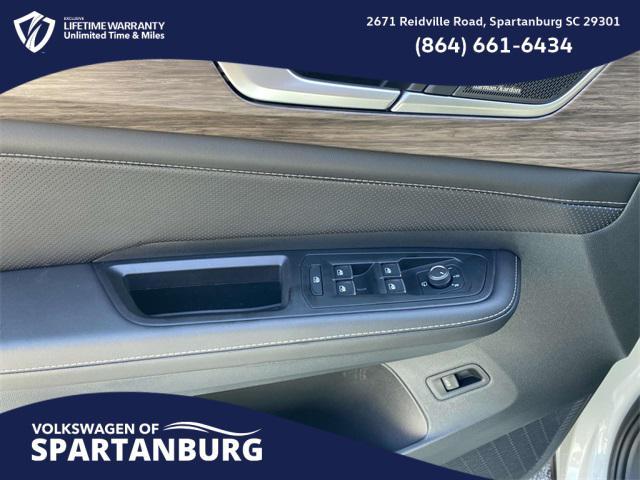 new 2025 Volkswagen Atlas car, priced at $52,901