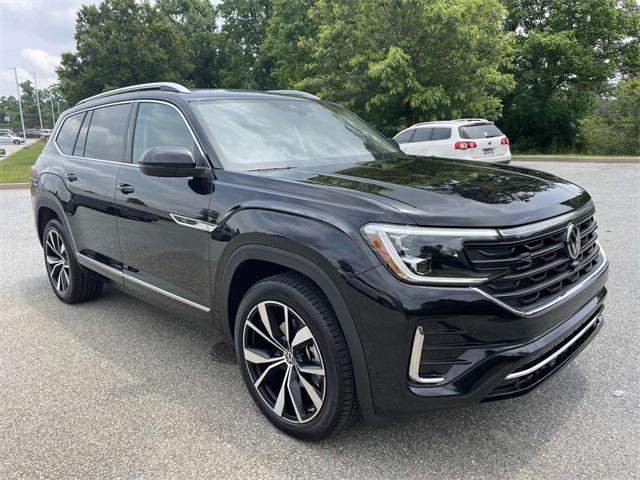 new 2025 Volkswagen Atlas car, priced at $51,266