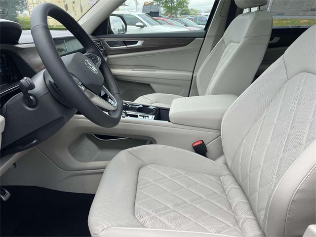 new 2025 Volkswagen Atlas car, priced at $51,266