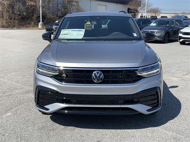 new 2024 Volkswagen Tiguan car, priced at $35,141