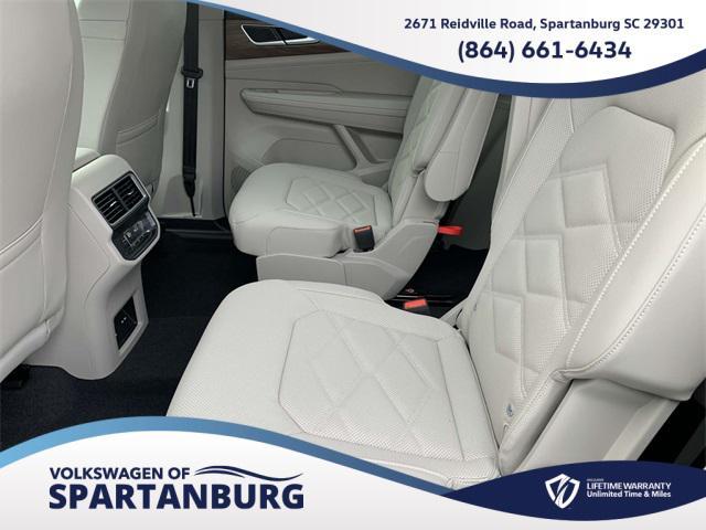 new 2025 Volkswagen Atlas car, priced at $41,380