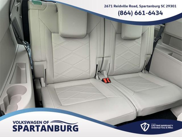 new 2025 Volkswagen Atlas car, priced at $41,380