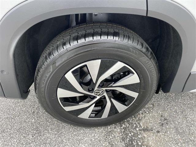 new 2025 Volkswagen Tiguan car, priced at $29,241