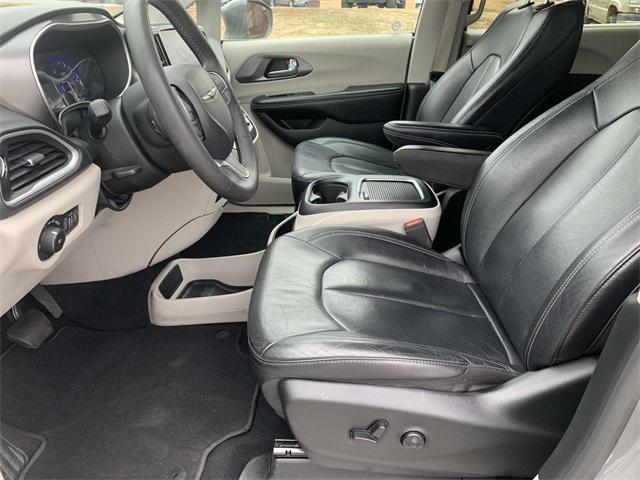 used 2022 Chrysler Pacifica car, priced at $20,698