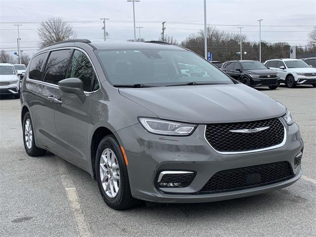 used 2022 Chrysler Pacifica car, priced at $20,698