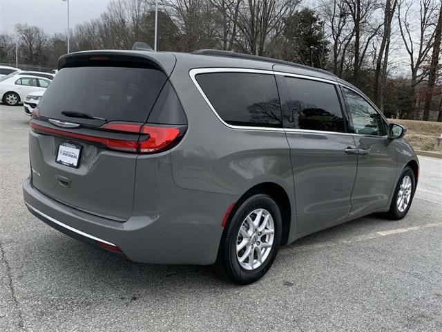 used 2022 Chrysler Pacifica car, priced at $20,698