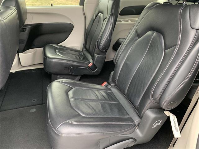 used 2022 Chrysler Pacifica car, priced at $20,698