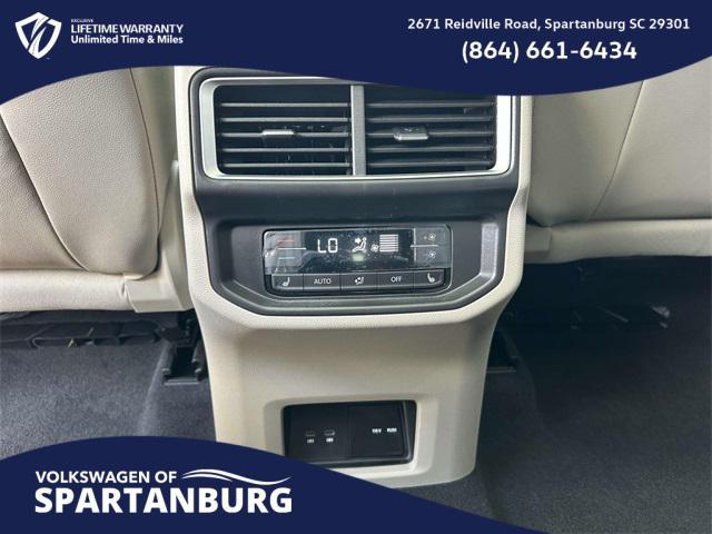 new 2025 Volkswagen Atlas car, priced at $45,191